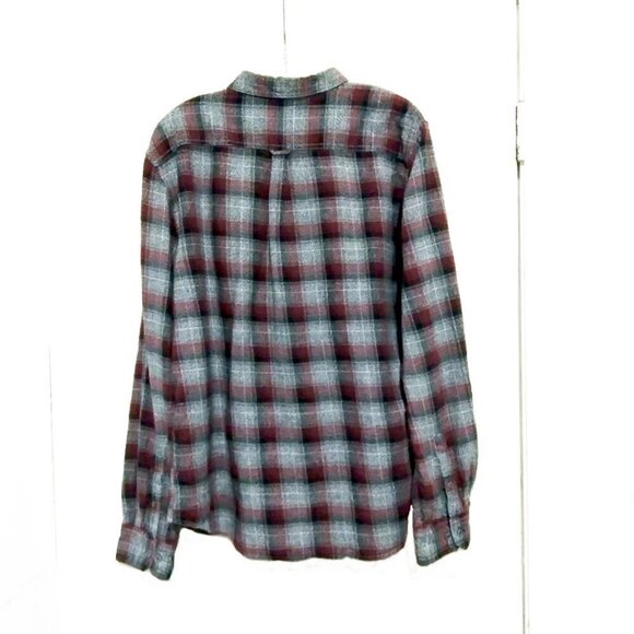 Burgundy & Grey Plaid Midweight Flannel Shirt  Super Soft & Stylish Details XL - Picture 4 of 9